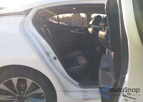 2016 Nissan Maxima 3.5 Sr z USA, uszkodzony, nr VIN 1N4AA6APXGC416006